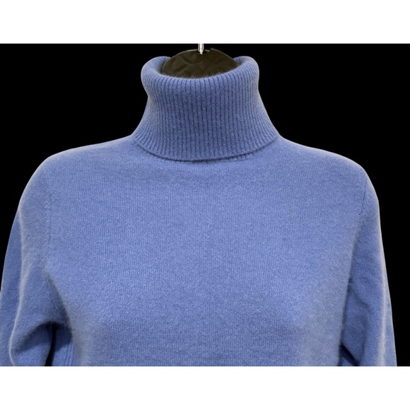 Celeste 100% Cashmere Turtleneck Sweater M Lavender Classic Preppy Minimalist - Picture 2 of 6